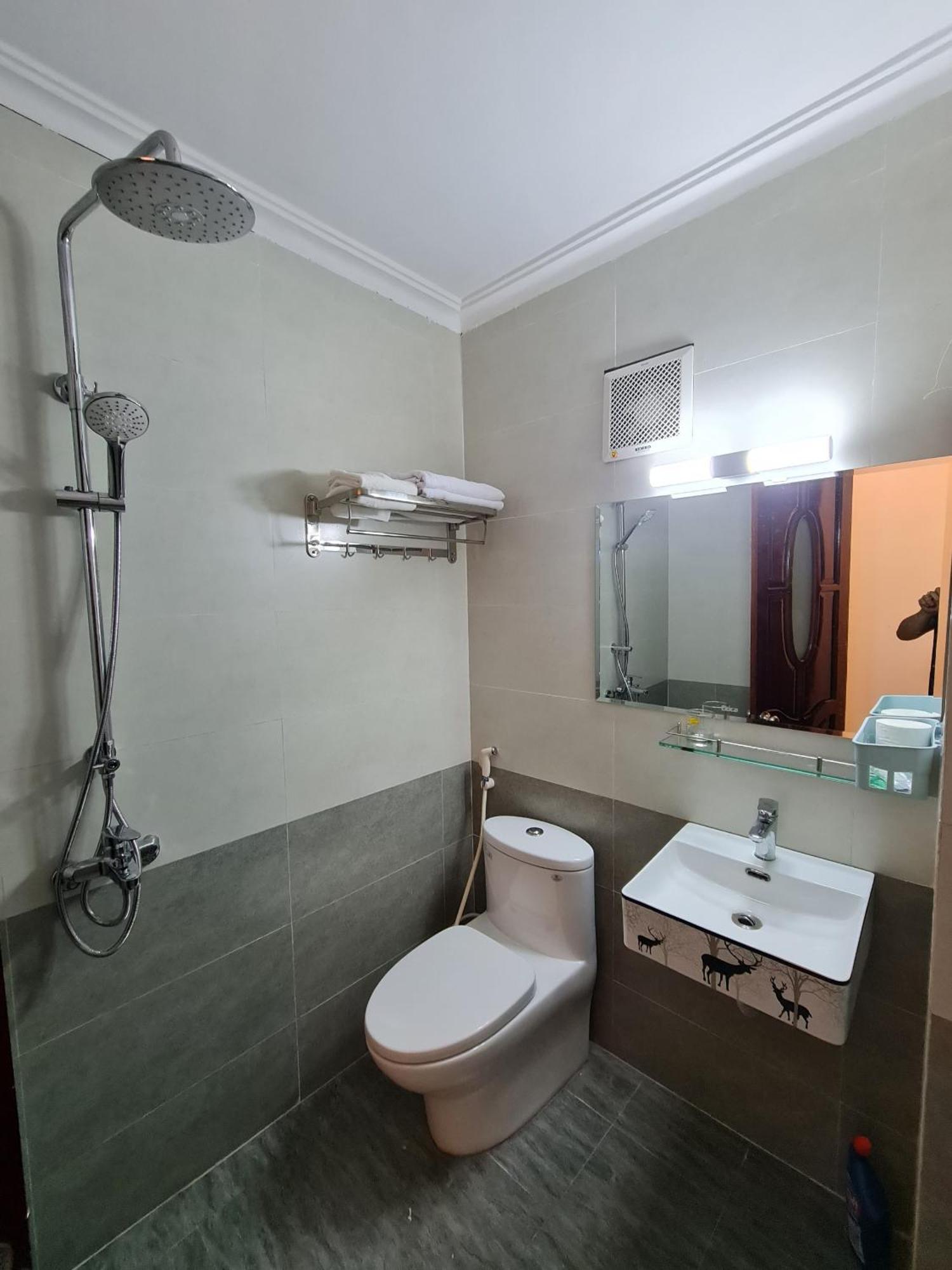 Sun Hotel Hué Extérieur photo