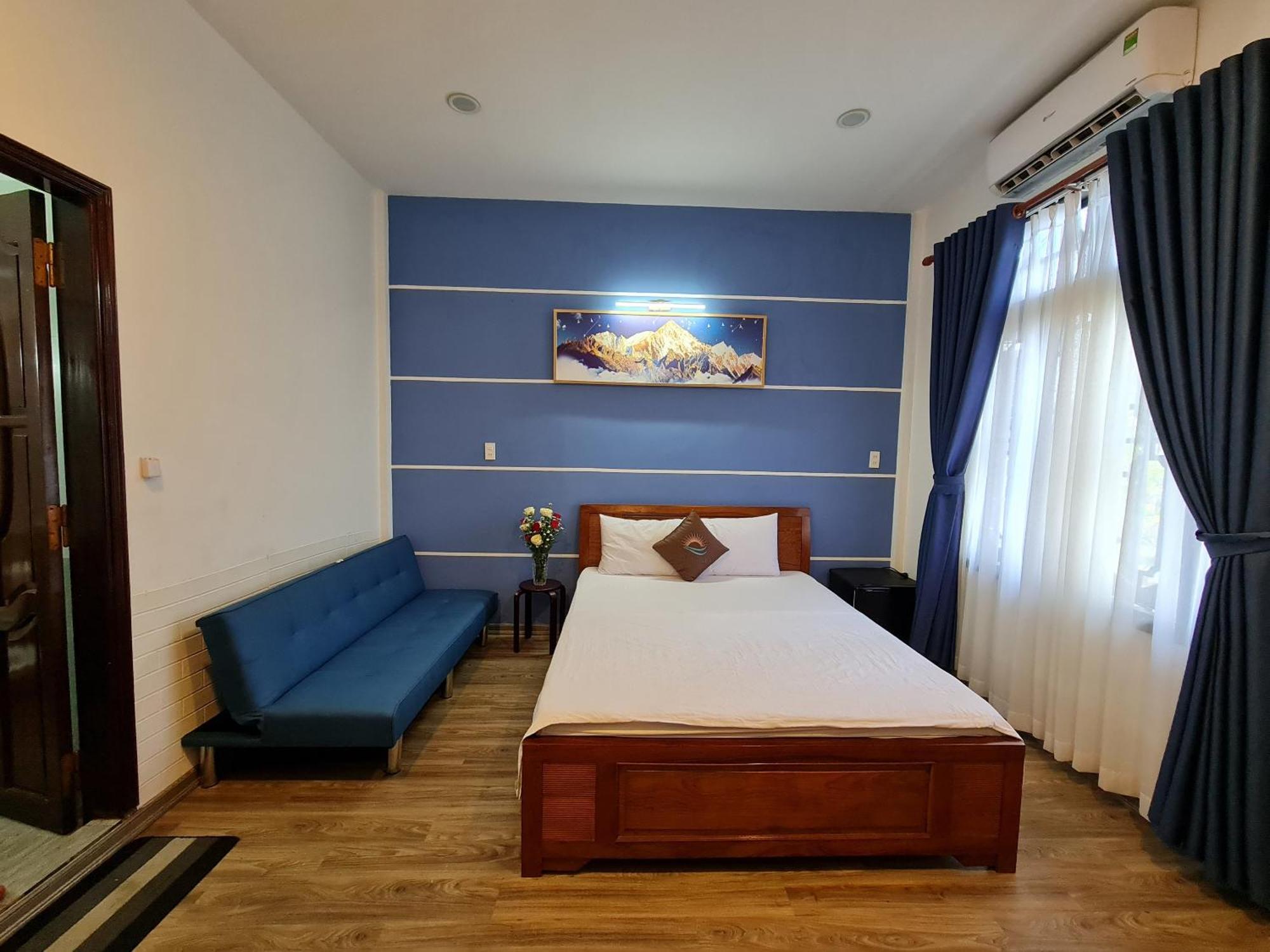 Sun Hotel Hué Extérieur photo