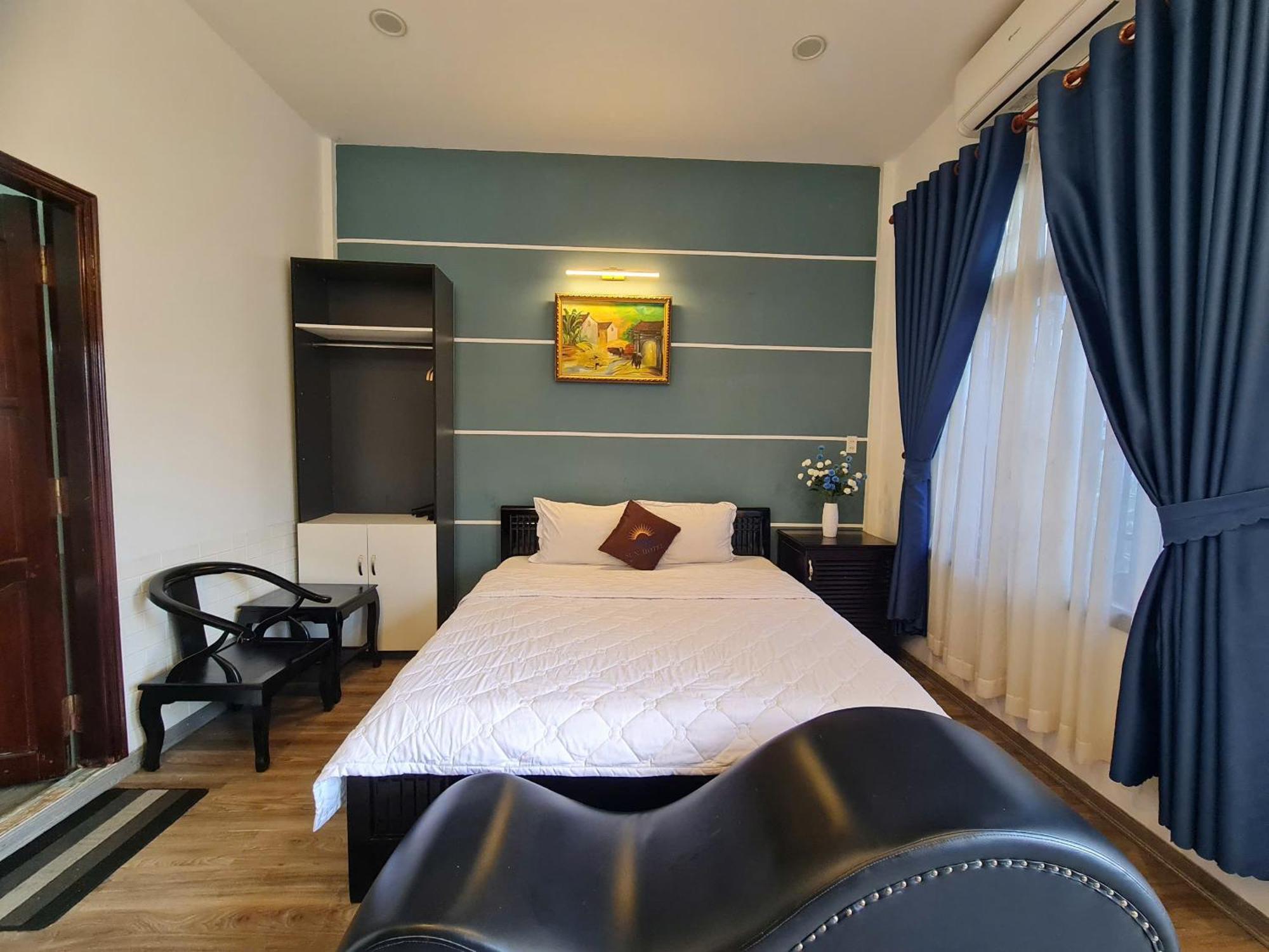 Sun Hotel Hué Extérieur photo