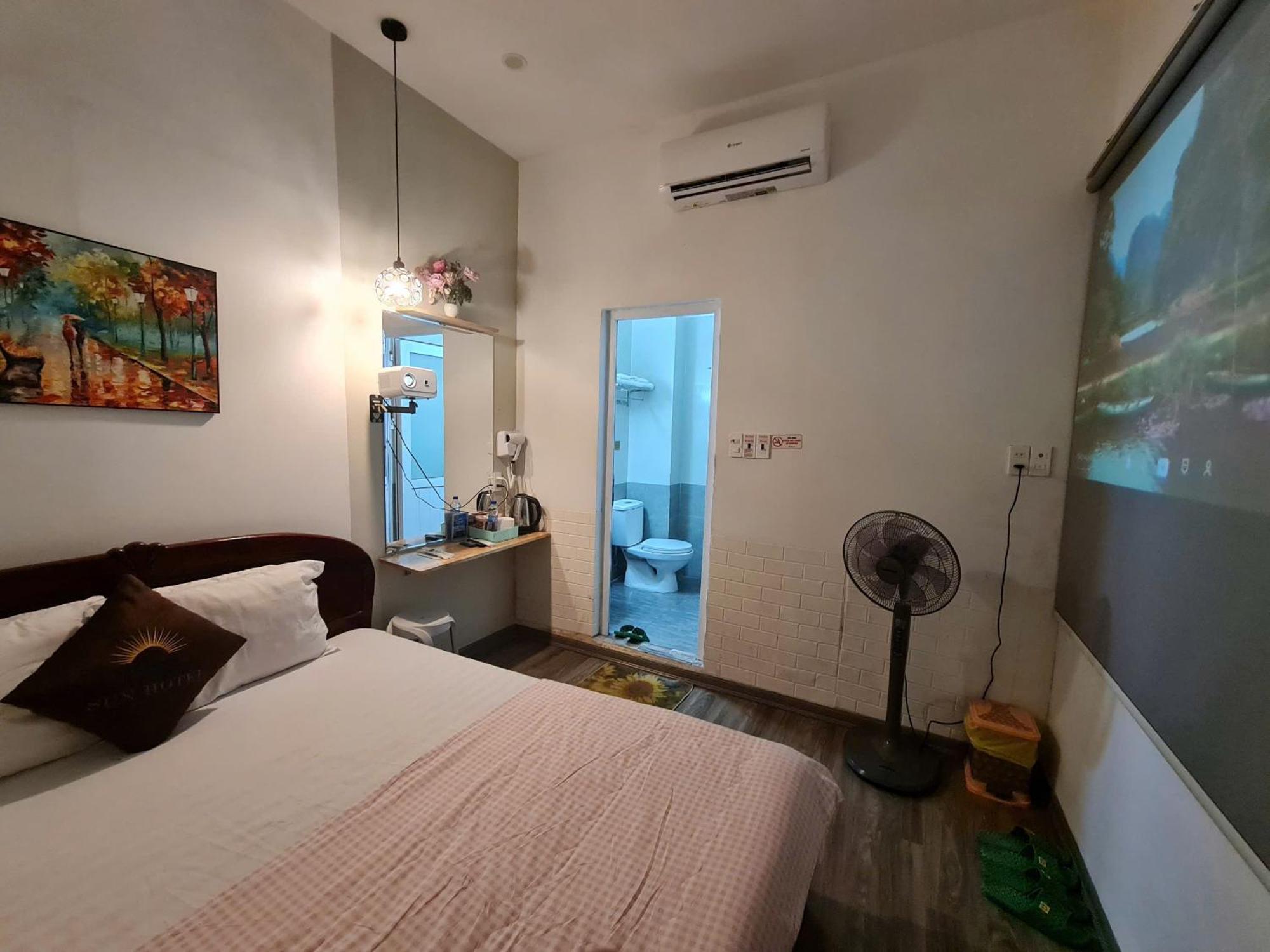 Sun Hotel Hué Extérieur photo